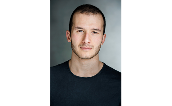 Ein Portrait von Steven Novak